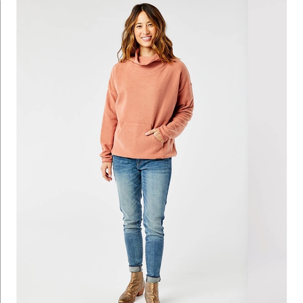 Carve Designs Rowayton Cowl Neck- Red Rocks